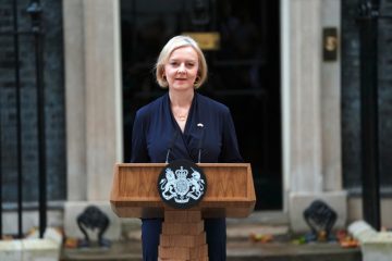Regierungschaos / Britische Premierministerin Liz Truss tritt zurück