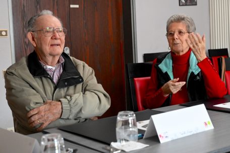 Ehemann Larry versteht Luxemburgisch, überlässt seiner Frau Maisy aber das Wort. Man ergänze sich halt, so die geborene Düdelingerin.