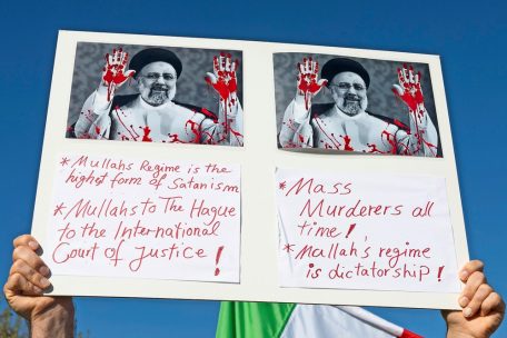 „Black Reward“ / Irans Atombehörde meldet Cyberangriff: Hacker zeigen sich solidarisch mit Protesten