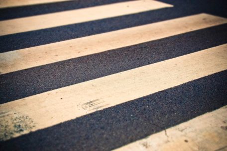 Differdingen / 10-Jähriger mit Tretroller wird auf Zebrastreifen angefahren