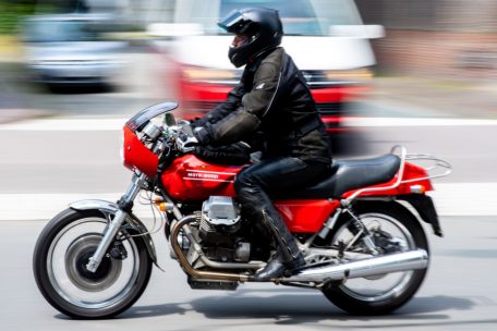 Frankreich / Motorräder müssen nun doch regelmäßig zur Kontrolle