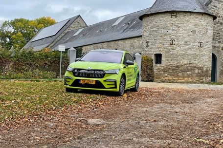 Autotest / Der gelbe Blitz: Der Skoda Enyaq iV Coupé RS bringt Farbe und hervorragende Fahrleistungen ins Spiel