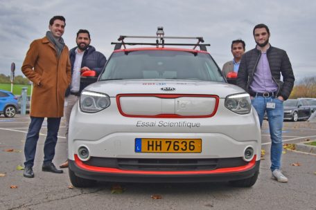 Zeitmaschine: Das Forschungsprojekt, das einen Blick in die Zukunft der Mobilit&auml;t gew&auml;hrt, steckt in einem gew&ouml;hnlichen Kleinwagen