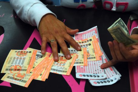 1,9 Milliarden Dollar / „Größter Preis der Welt“ – Lotto-Jackpot in den USA wächst auf sagenhafte Summe