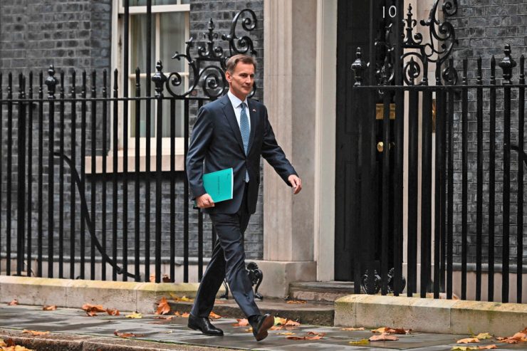 Großbritannien / Regierung Sunak plant massive Steuererhöhungen