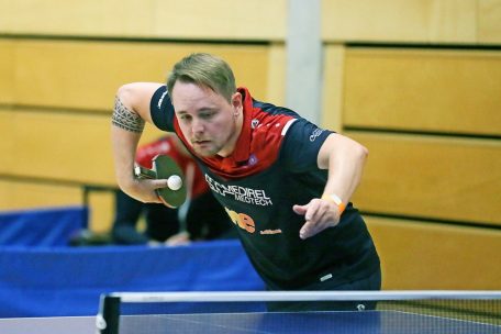 Tischtennis / Gerangel um die vorderen Plätze