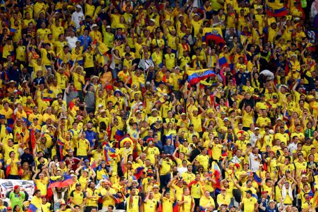 Fans aus Ecuador feuern ihre Mannschaft an