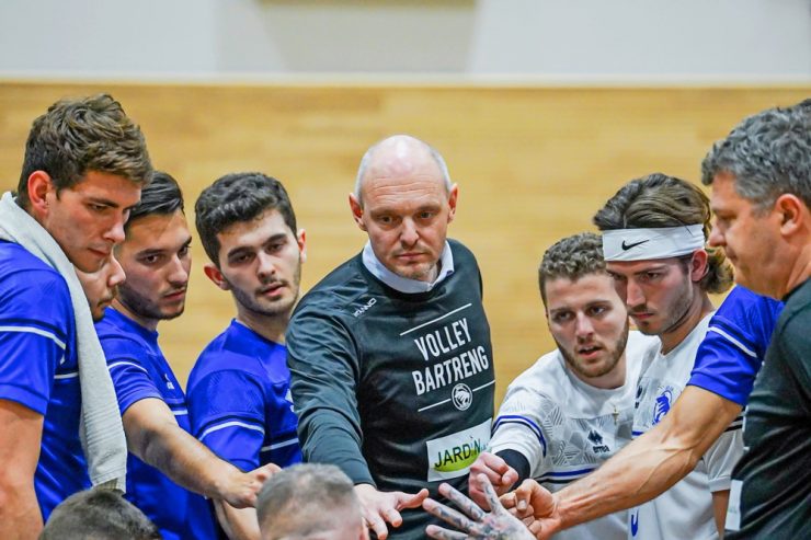 Volleyball / Spitzenspiele um den Herbstmeister