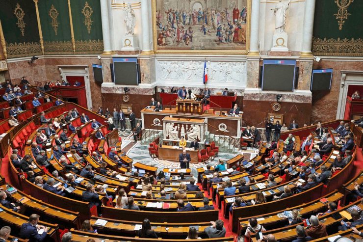 France / La dégradation du climat repose la question d’une dissolution de l’Assemblée nationale