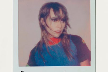 Suki Waterhouse – Milk Teeth