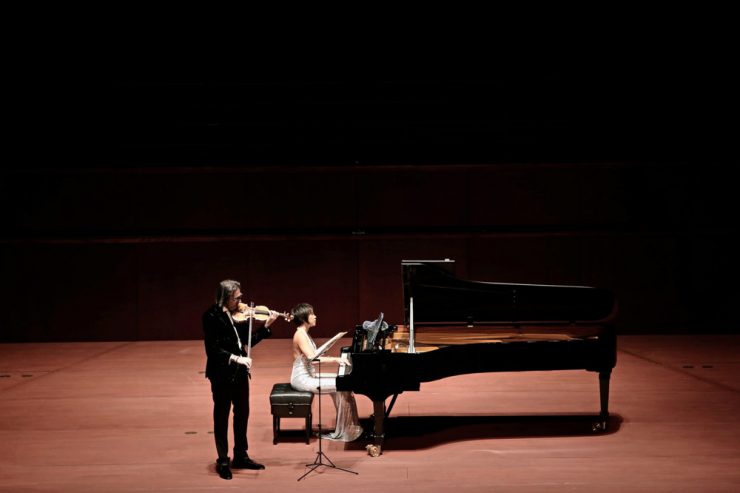 Alain spannt den Bogen / Viel Routine, wenig Seele: Vollbesetzter Saal bei Leonid Kavakos und Yuja Wang