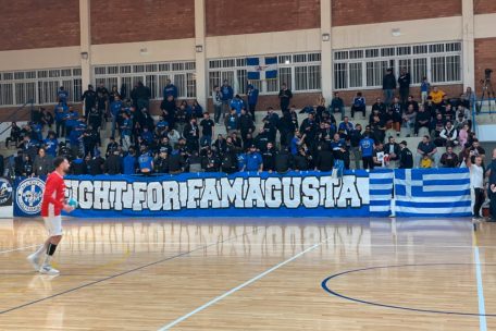 Handball / Unglaubliche Szenen in Zypern: Ultras stürmen Red-Boys-Umkleide