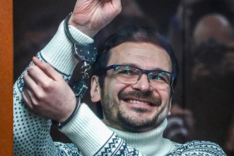 Russland / Wegen „Falschinformationen“ über Butscha muss Ilja Jaschin ins Gefängnis