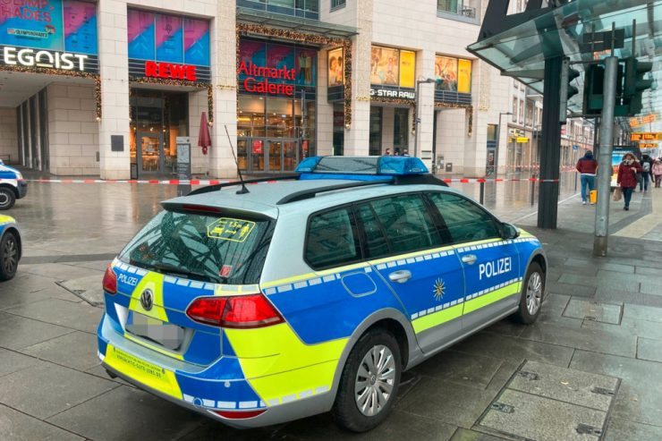 Deutschland / Geiselnahme in Dresdner Innenstadt – Polizei findet tote Mutter des Täters