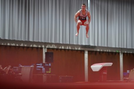 Mathis Kayser k&auml;mpfte sich beim Wettkampf seines Klubs, dem R&eacute;veil Bettemburg, verbissen durch den Mehrkampf und durfte am Ende jubeln