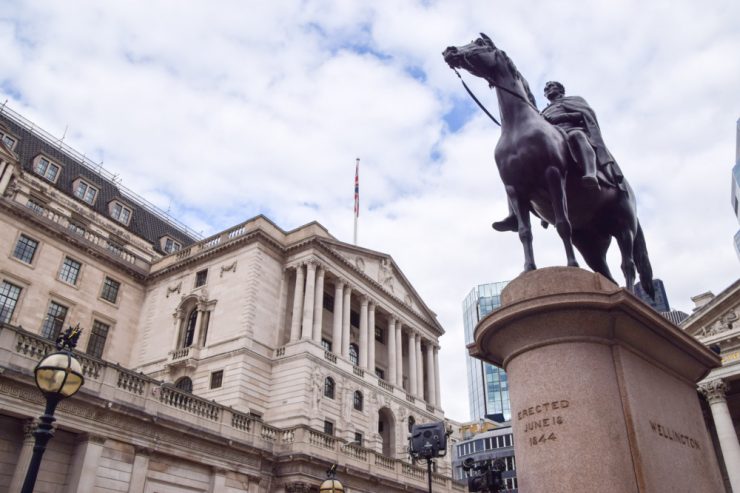 Großbritannien / Britischer Zentralbank-Gouverneur kritisiert Regierungspläne für eine laxere Aufsicht der Finanzindustrie