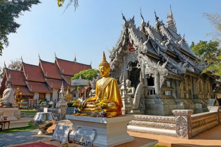 Der Silbertempel von Chiang Mai: Von den 37.000 Tempeln in Thailand ist nur dieser außen wie innen aus Silber errichtet