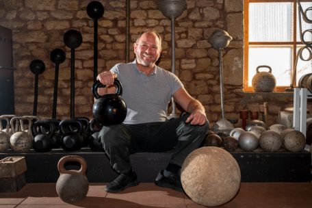 Porträt / Der Luxemburger, der Pfannen zusammenrollt: Georges Christen wird heute 60 Jahre alt