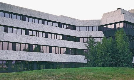 Der Firmensitz 1981 auf Kirchberg