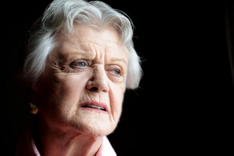 Die britische Schauspielerin Angela Lansbury bei der Pressekonferenz zu „Driving Miss Daisy“