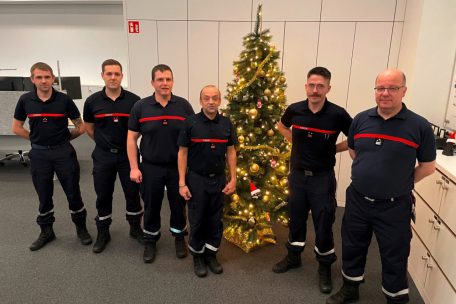 Die Einsatzkr&auml;fte der Notrufzentrale wachen an Silvester &uuml;ber das ganze Land