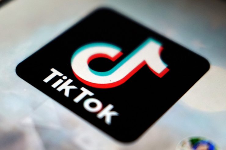 TikTok / EU-Abgeordnete warnen vor Gefahren durch chinesische App