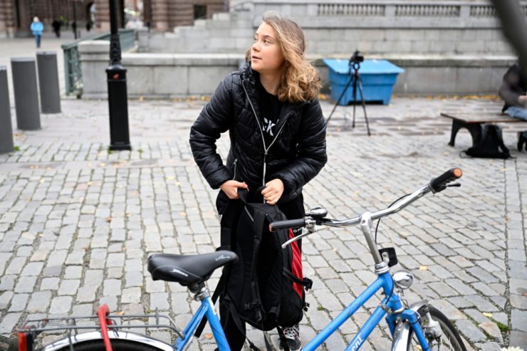 Aktivistin / Das Mädchen mit dem Pappschild ist kein Teenie mehr: Greta Thunberg wird 20 Jahre alt