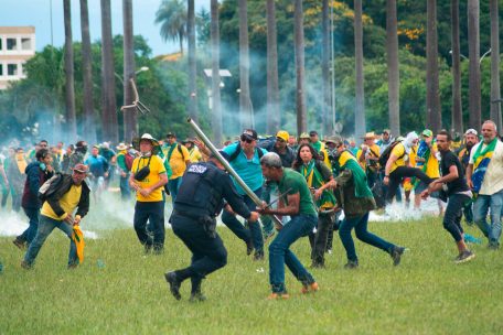 Sturm auf Kongress / Angriff auf das Herz von Brasiliens Demokratie