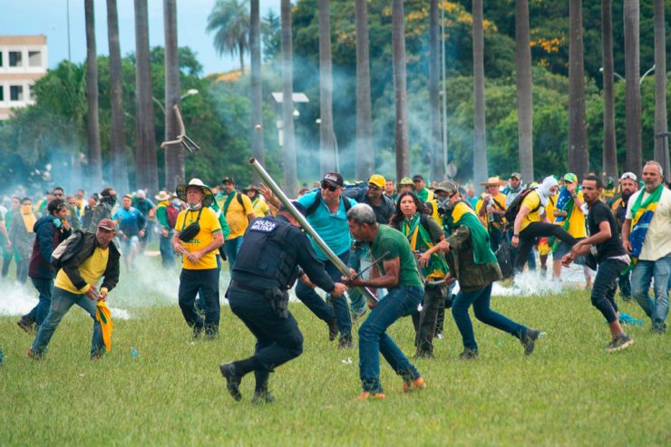 Sturm auf Kongress / Angriff auf das Herz von Brasiliens Demokratie