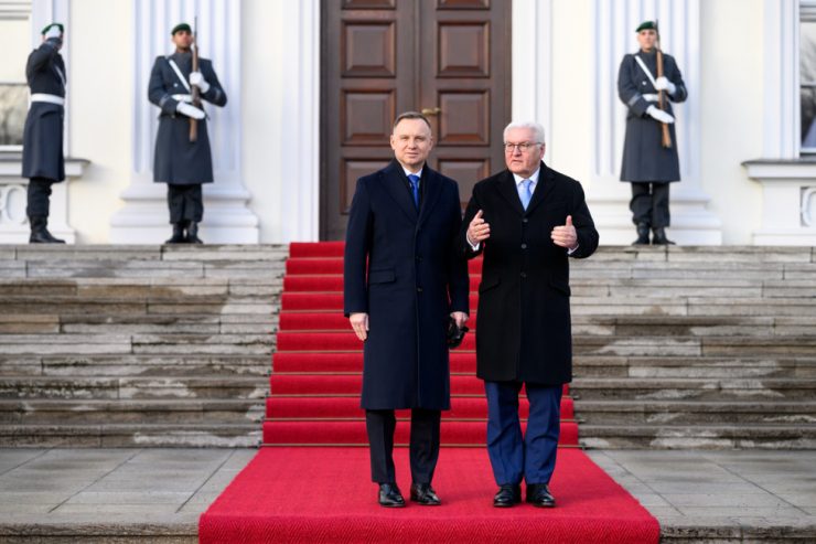 Deutschland / Forderung von 1,3 Billionen Euro Reparationen aus Polen