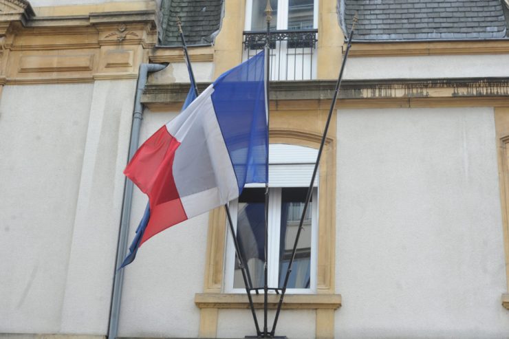 France / Les rapports avec Mélenchon suscitent un vif débat interne au PS