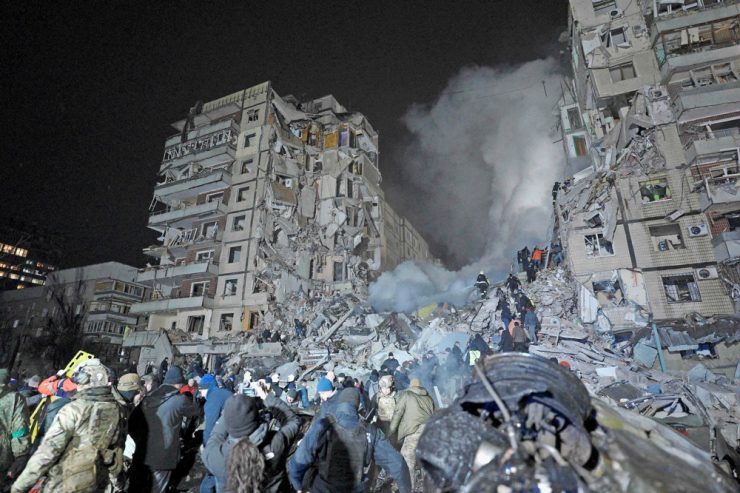 Ukraine-Krieg / Viele Tote bei Raketentreffer in Dnipro