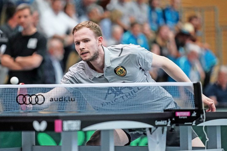 Tischtennis / Hostert/Folschette überrennt Linger im Spitzenspiel