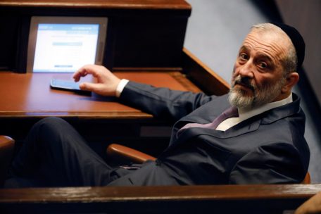 Israel / Netanjahu feuert Innenminister – Spannung in neuer extrem rechter Regierung