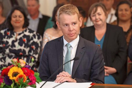 Neuseeland / Neuer Premierminister Chris Hipkins tritt ein schweres Erbe an