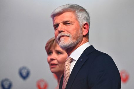 Tschechien / Präsidentenwahl: Petr Pavel setzt sich deutlich gegen Andrej Babiš durch