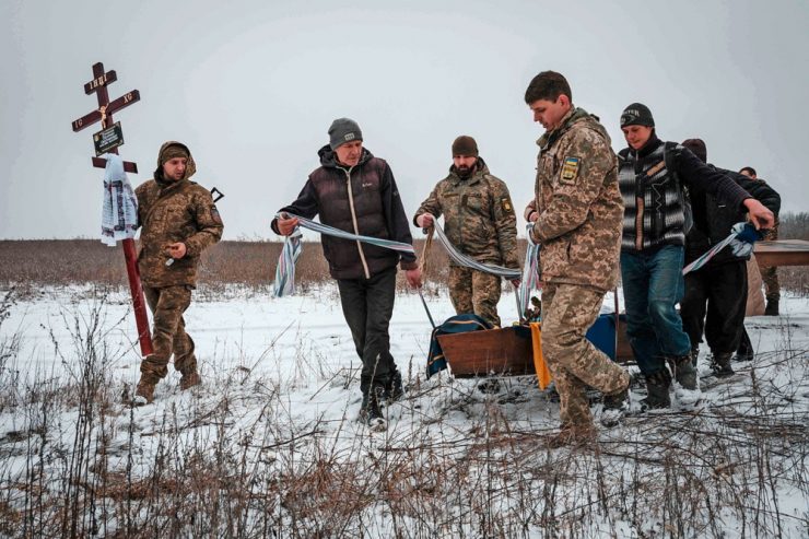 Ukraine-Krieg / Kiew dementiert russisches Vorrücken im Osten