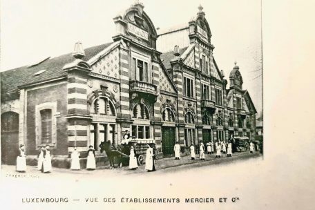 &nbsp; &nbsp; &nbsp;&nbsp;