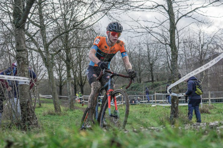 Cyclocross-WM / Noa Berton: Mit geliehenem Rad in die Top 30