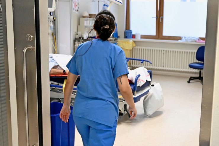 Bei Fachärzten / Verkürzung der Wartezeiten angepeilt