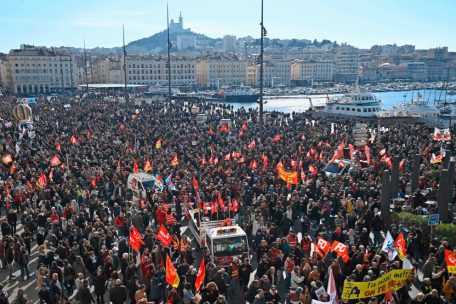 Un monde immonde / Travailler pour vivre ou vivre pour travailler?