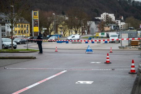 Update / 40 Gewalttäter attackieren in Trier Polizisten – Neue Details zum Einsatz