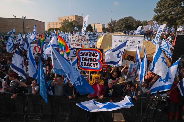 Israel / „Der Staat ist in Gefahr“: Zehntausende protestieren in Jerusalem gegen geplante Justizreform