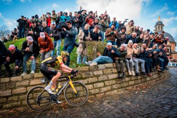 Radsport / Dylan van Baarle siegt beim Omloop Het Nieuwsblad - Kevin Geniets wird 27.