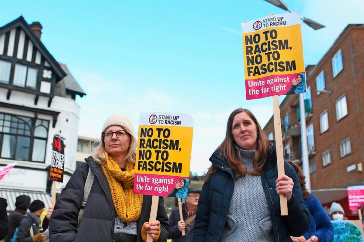 Drakonische Asylpolitik / Großbritannien will Bootsflüchtlinge für illegal erklären und nach Ruanda abschieben