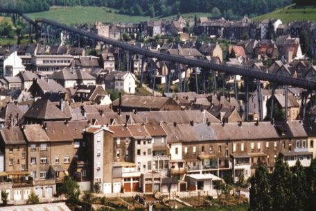 Ausstellung / Differdingens stählerne Vergangenheit: Hobbyhistoriker rettet 5.000 Fotos