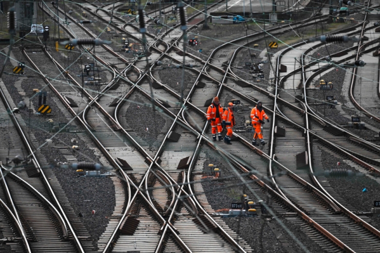 Arbeitskampf / Mega-Streik: Am Montag soll in Deutschland der Verkehr lahmgelegt werden