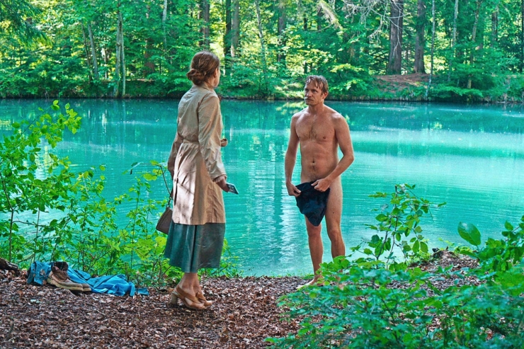 Film / Une vie dans la forêt: Un cadre supérieur essaie de trouver le bonheur dans l’inaction