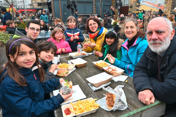 12. Streetfood-Festival in den Rotondes / „It doesn’t matter who’s wrong or right – just eat it!“