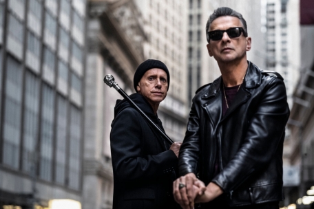 Platte der Woche / „You are the singer, and I am the song“: „Memento Mori“ von Depeche Mode